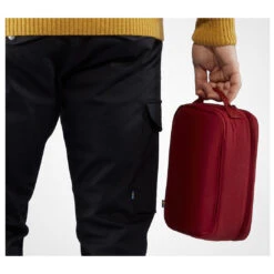 FJÄLLRÄVEN Kånken Mini Cooler 2,5 - Kühltasche 16 FJÄLLRÄVEN Kånken Mini Cooler 2,5 - Kühltasche -Outwell Deutschland Verkaufs-Shop fjaellraeven kaanken mini cooler 25 kuehltasche detail 5