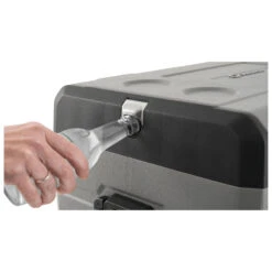 Outwell Arctic Frost 55 - Kühlbox 15 Outwell Arctic Frost 55 - Kühlbox -Outwell Deutschland Verkaufs-Shop outwell arctic frost 55 kuehlbox detail 6